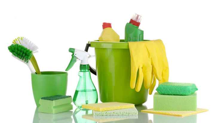 Green cleaning, Various green color house cleaning tools