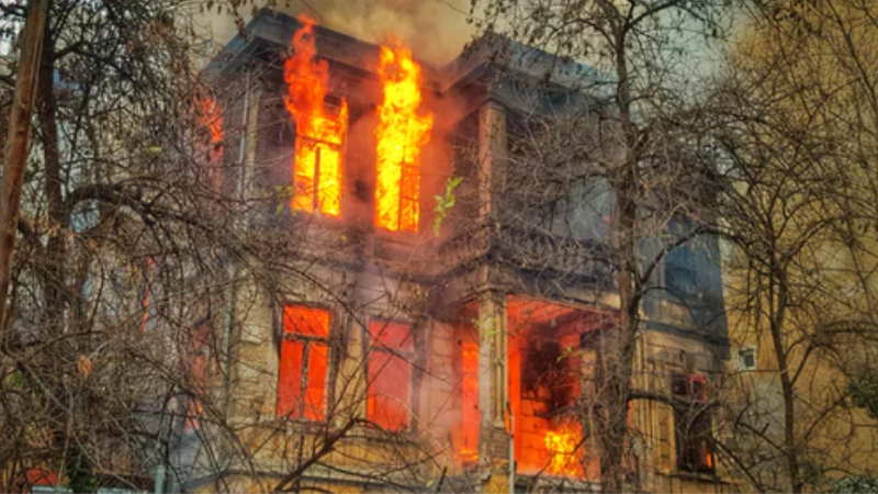 Is your House Damaged by Fire? Here’s What you Can Do